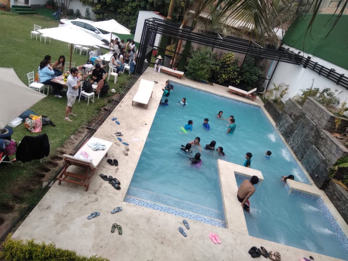 Full day junto a la piscina en Pacha Rodeo
